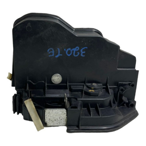Fechadura Porta Traseira Esquerd Bmw 320i 2013 7229459 -8145