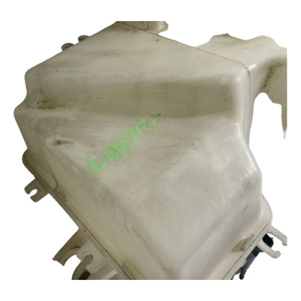 Reservatorio Agua Parabrisa Kia Cadenza 2010 8680