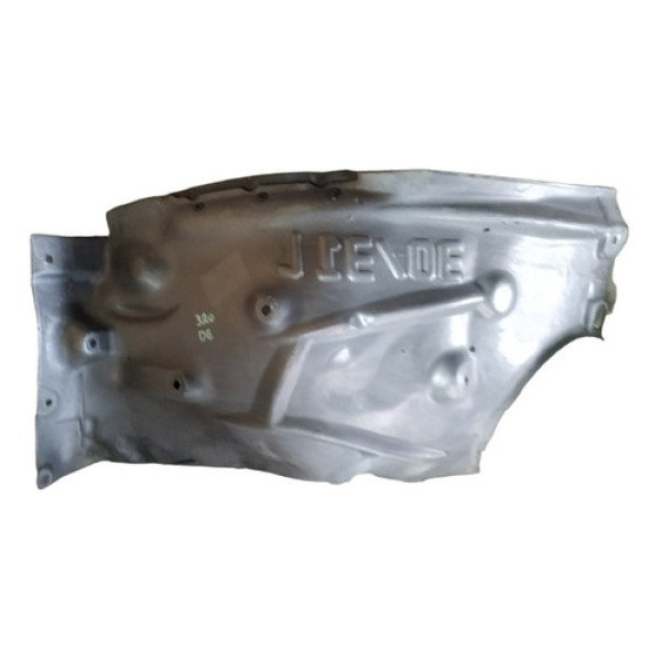 Acabamento Parabarro Diant Esq Bmw 320 2014 A242