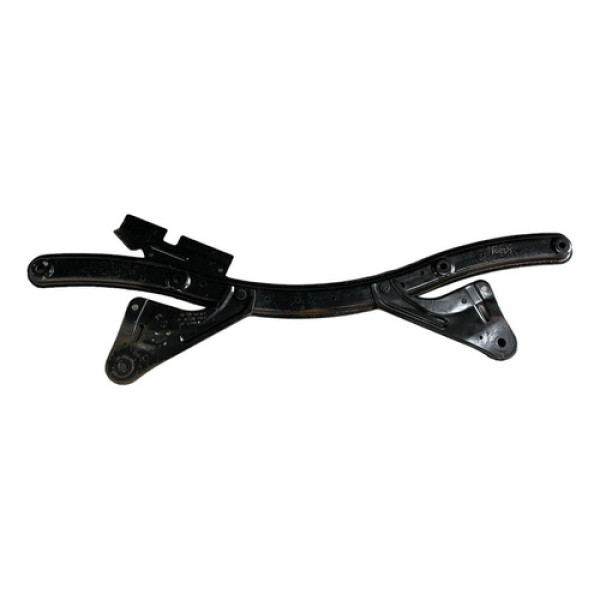 Travessa Inferior Radiador Focus 2014 2015 8v61a10684 Cx12