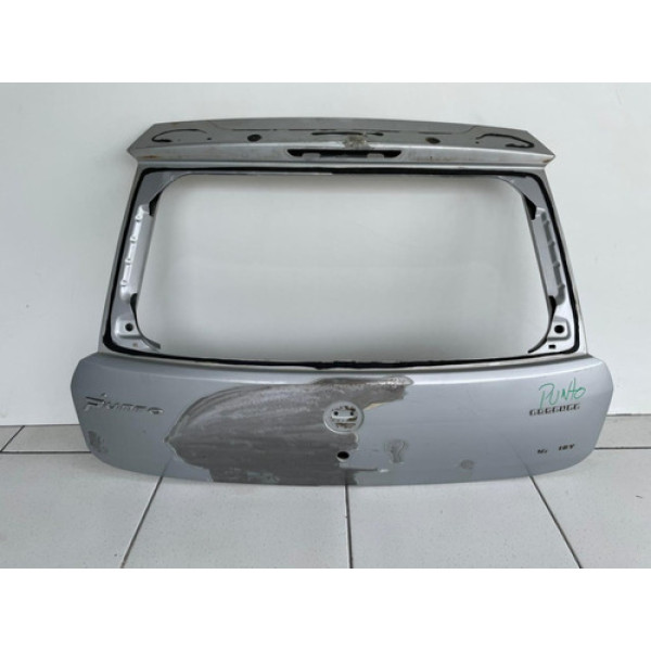 Tampa Traseira Fiat Punto Original Usado