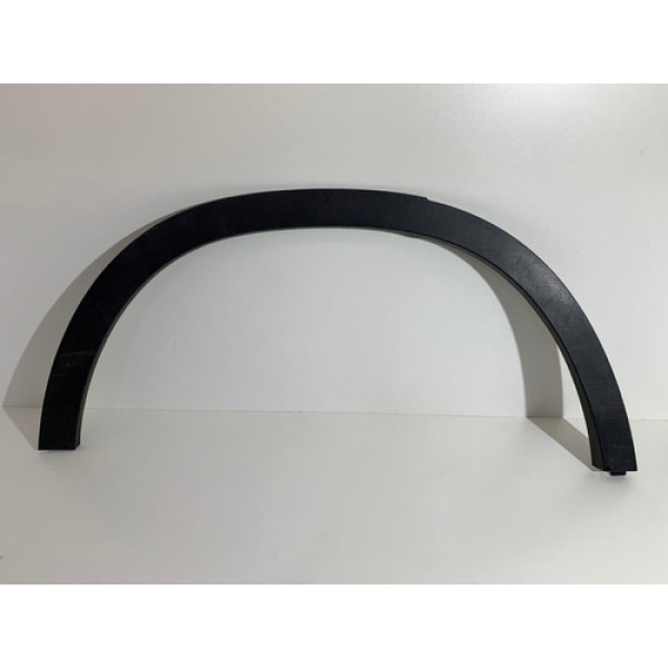 Moldura Paralama Trasei Direito Mercedes Gla 200 A1568851600