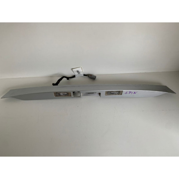 Moldura Aplique Tampa Traseira Gm Spin 2020 52137835 448