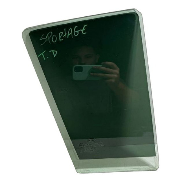 Vidro Fixo Traseiro Direito Kia Sportage 2012 8674