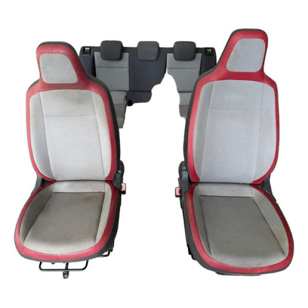 Jogo De Banco Vw Up 2015 Precisa Limpeza