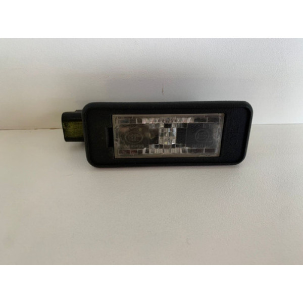 Lanterna Luz De Placa Peugeot 208 2015 1936