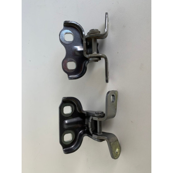 Par Dobradica Porta Traseira Direita Tracker 2021 2257