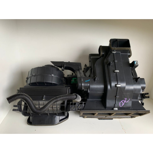 Caixa De Ar Condicionado Kia Cadenza 2012 V6