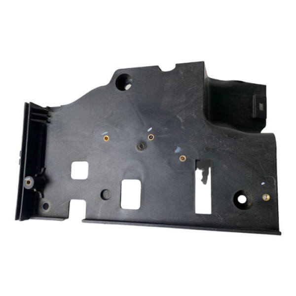 Suporte Esquerdo Da Bateria Discovery 4 2010 Dwm500031