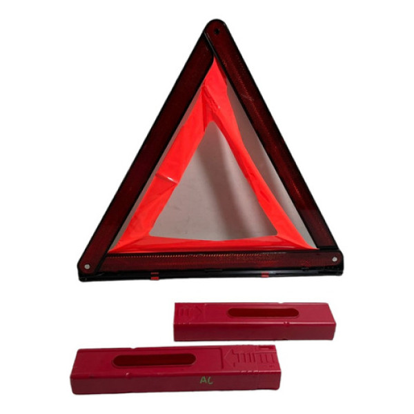 Triangulo Seguranca Original Audi A6 2010 -8159