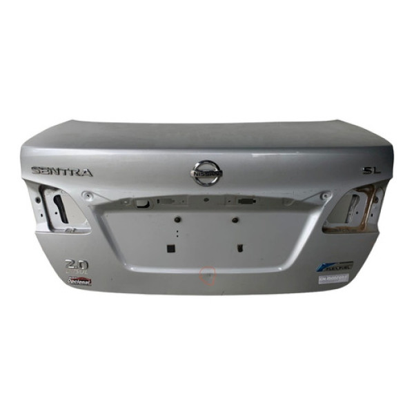 Tampa Traseira Nissan Sentra 2015 Usada